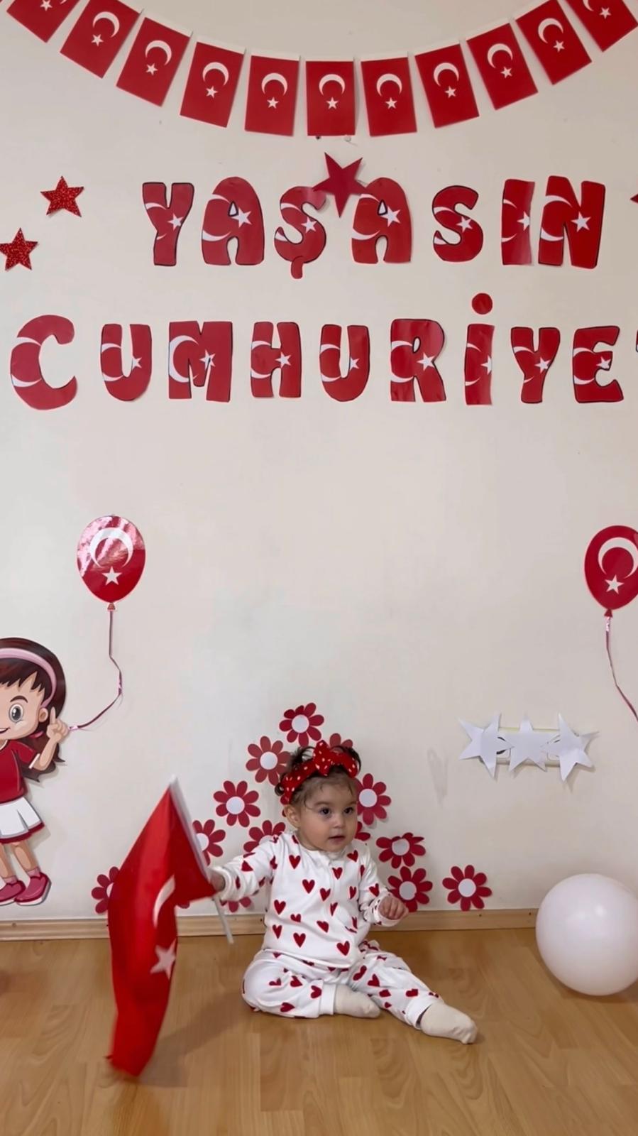 Sevgiyle, Neşeyle ve Gururla Cumhuriyetimizi Kutladık