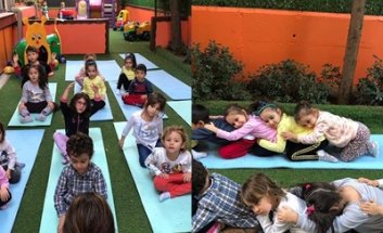 Yoga Yapıyoruz